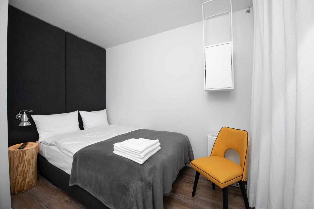 Bed and Breakfast Dobra Truskawka Вонґровєц Екстер'єр фото