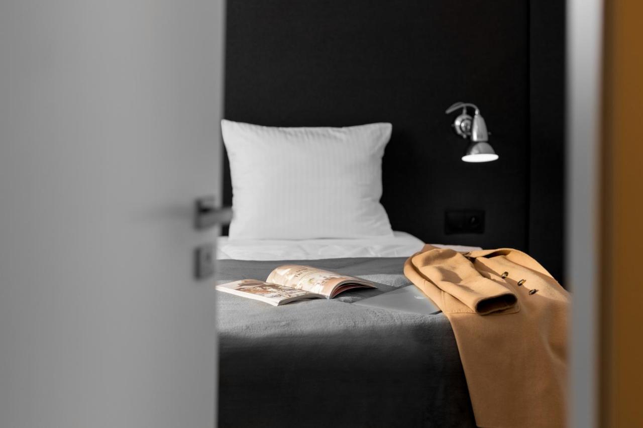 Bed and Breakfast Dobra Truskawka Вонґровєц Екстер'єр фото