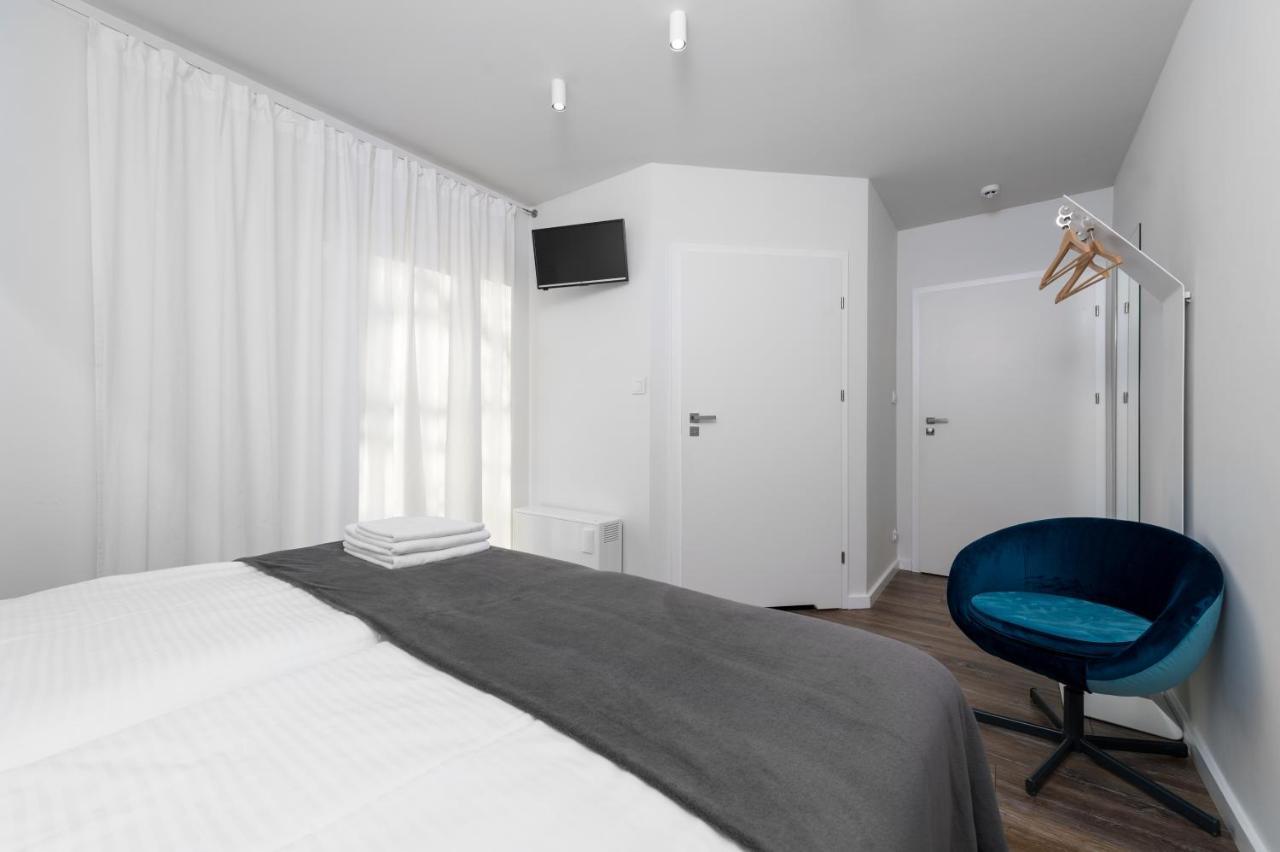 Bed and Breakfast Dobra Truskawka Вонґровєц Екстер'єр фото