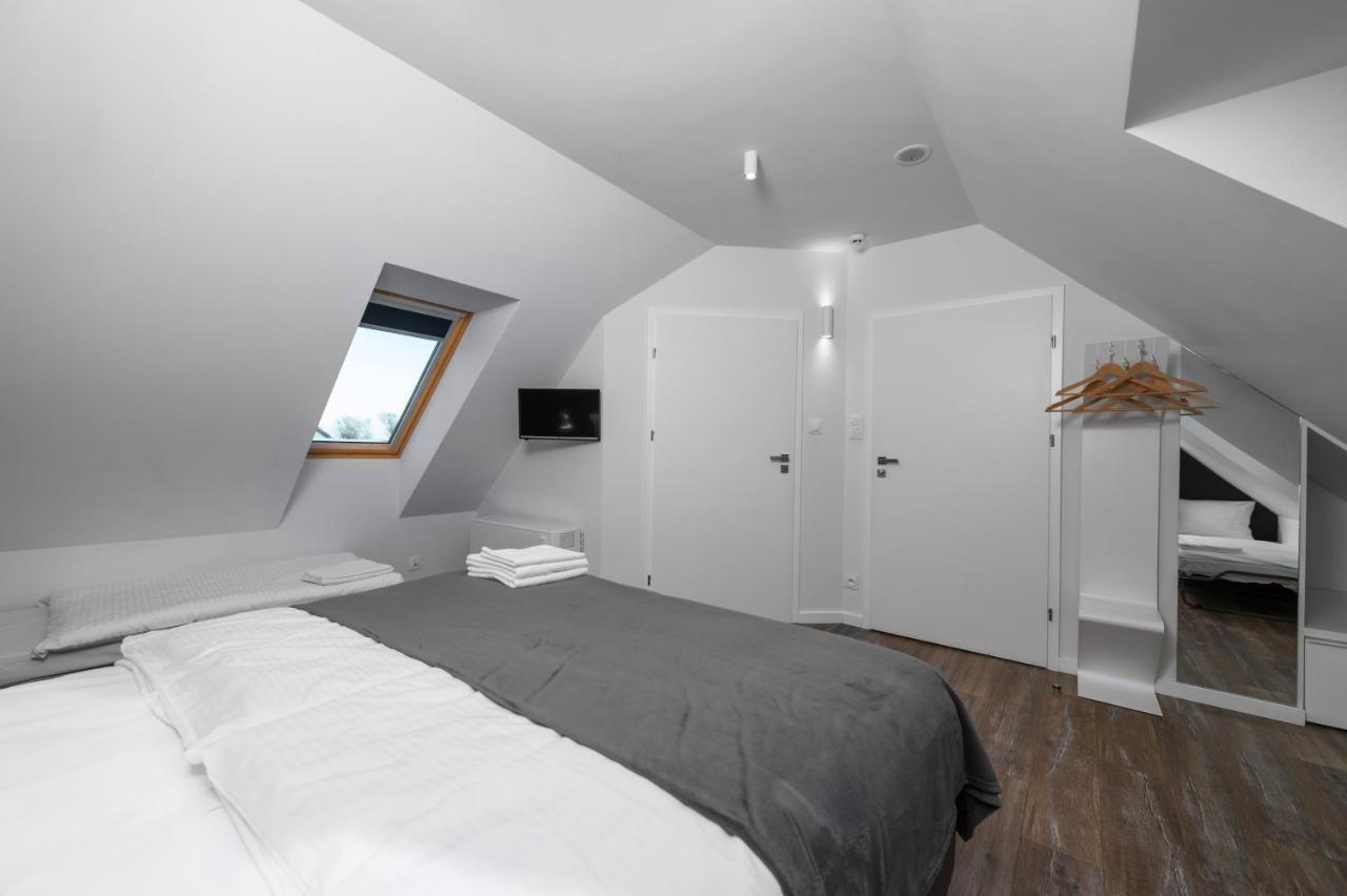 Bed and Breakfast Dobra Truskawka Вонґровєц Екстер'єр фото